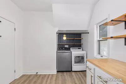 104 Sweet Street NE, Grand Rapids, MI 49505 - Photo 11