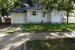 924 Griggs St SE, Grand Rapids, MI 49507 - Photo 1