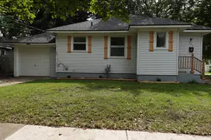 924 Griggs St SE, Grand Rapids, MI 49507 - Photo 1