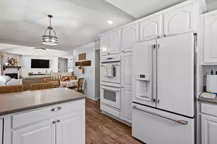 4861 Hidden Hills Cir, Howell, MI 48855 - Photo 13