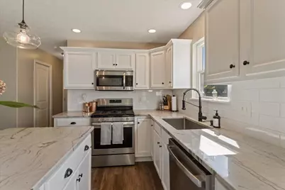 69428 Sundance Drive, Edwardsburg, MI 49112 - Photo 15