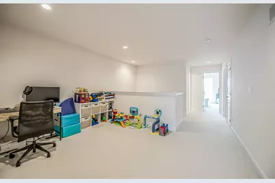 3075 N Spurway Drive, Ann Arbor, MI 48105 - Photo 29