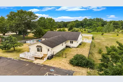 29480 E Red Arrow Highway, Paw Paw, MI 49079 - Photo 9