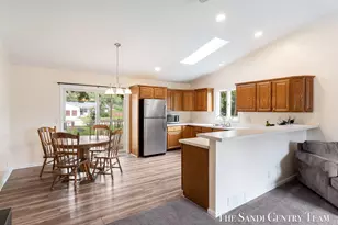 2252 Charles St, Norton Shores, MI 49441 - Photo 7