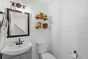 7963 Lake Crest Dr, Ypsilanti, MI 48197 - Photo 7