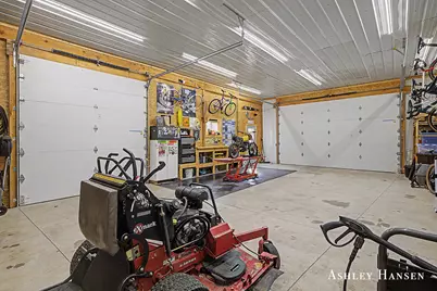 8289 Tiffany Avenue NE, Rockford, MI 49341 - Photo 37