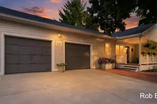 631 Evergreen St, Jenison, MI 49428 - Photo 3