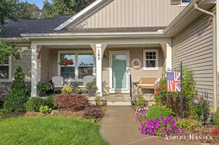 163 Dogwood Dr NE, Rockford, MI 49341 - Photo 3