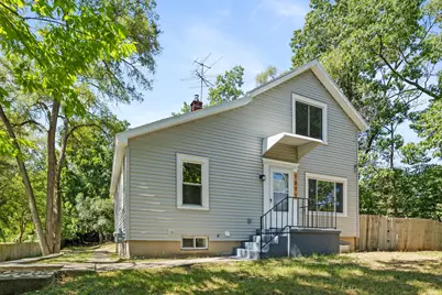 1071 Bristol Avenue NW, Grand Rapids, MI 49504 - Photo 3