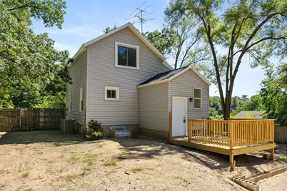 1071 Bristol Avenue NW, Grand Rapids, MI 49504 - Photo 7