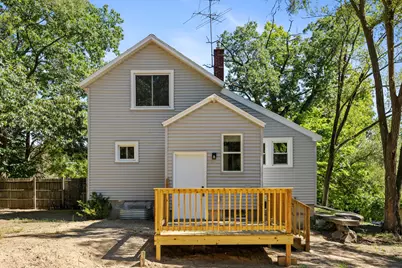 1071 Bristol Avenue NW, Grand Rapids, MI 49504 - Photo 5