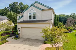 7673 Turrillium Ln, Waterford, MI 48327 - Photo 3