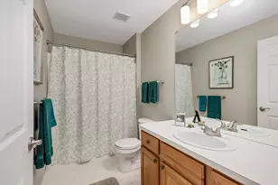7673 Turrillium Ln, Waterford, MI 48327 - Photo 39