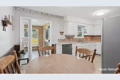 1555 Spaulding Avenue SE, Grand Rapids, MI 49546 - Photo 9