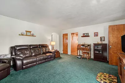 2 S Fairview Avenue, Niles, MI 49120 - Photo 5