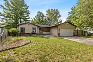 2108 Brook Trails Ct SE, Grand Rapids, MI 49508 - Photo 1