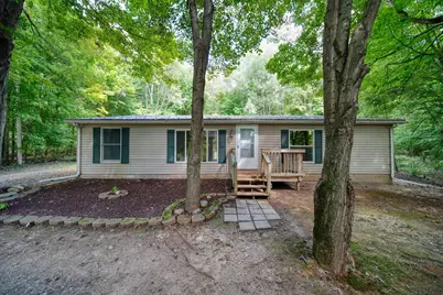 11831 Winfield Road, Jonesville, MI 49250 - Photo 9