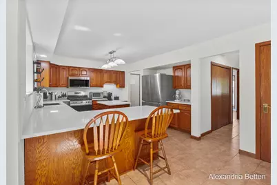 306 Hidden Forest Lane, Battle Creek, MI 49014 - Photo 9
