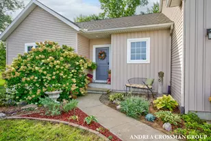 1094 68th St SE, Grand Rapids, MI 49508 - Photo 3