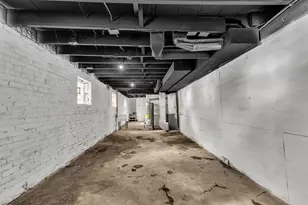 2672 Columbus St, Detroit, MI 48206 - Photo 45