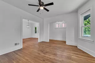 2672 Columbus St, Detroit, MI 48206 - Photo 25