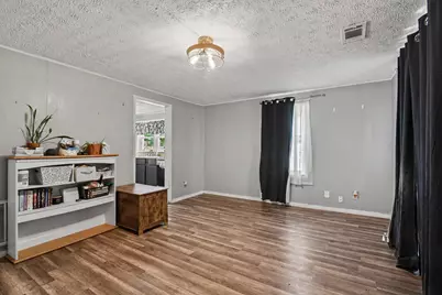 1050 S Crystal Avenue, Benton Harbor, MI 49022 - Photo 5