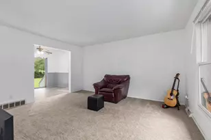 4121 Joan Dr, Dorr, MI 49323 - Photo 7