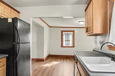 617 W Green Street, Marshall, MI 49068 - Photo 9