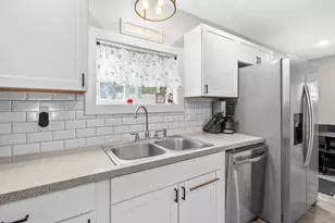 88 Latta St, Battle Creek, MI 49017 - Photo 9
