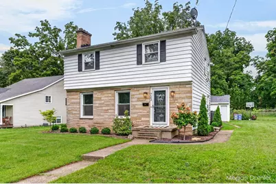 723 Maridell Avenue NW, Grand Rapids, MI 49504 - Photo 1