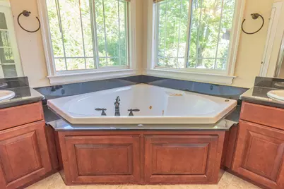 2243 Old Falls Drive, Ann Arbor, MI 48103 - Photo 25