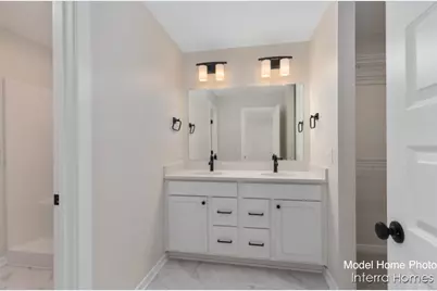 2181 Emerald Shore Circle NE, Grand Rapids, MI 49505 - Photo 13