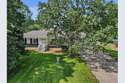 2429 Linda Avenue SE, Grand Rapids, MI 49546 - Photo 3