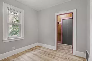 251 Crown St SW, Wyoming, MI 49548 - Photo 13