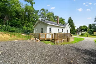 671 N Jackson St, Ionia, MI 48846 - Photo 33