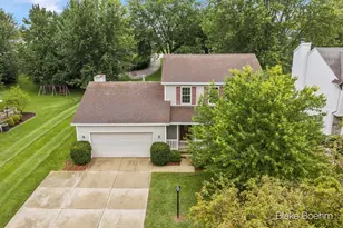 2251 Yorktown Dr SE, Kentwood, MI 49508 - Photo 29