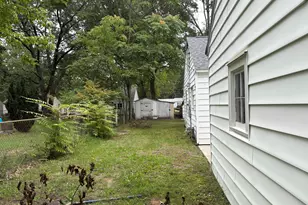 1362 E Summit Ave, Muskegon, MI 49444 - Photo 13