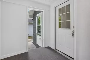 70 Kelley Ave, Battle Creek, MI 49017 - Photo 5
