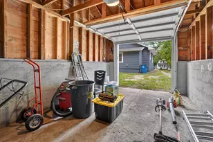 70 Kelley Ave, Battle Creek, MI 49017 - Photo 25