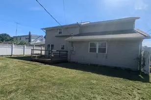 934 Hendricks Dr, Monroe, MI 48162 - Photo 13