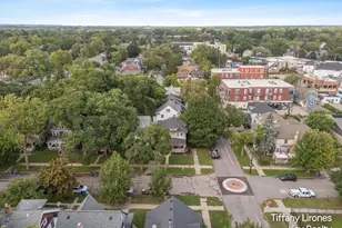 1355 Sigsbee St SE, Grand Rapids, MI 49506 - Photo 39