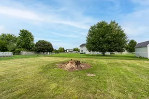 54241 Ridgeview Cir, Paw Paw, MI 49079 - Photo 25
