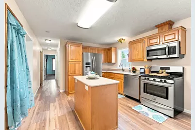 54241 Ridgeview Circle, Paw Paw, MI 49079 - Photo 7