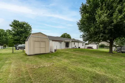 54241 Ridgeview Circle, Paw Paw, MI 49079 - Photo 23