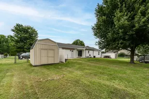 54241 Ridgeview Cir, Paw Paw, MI 49079 - Photo 23