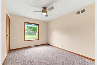 54241 Ridgeview Circle, Paw Paw, MI 49079 - Photo 11