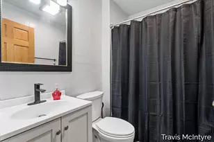 717 W Montcalm St, Greenville, MI 48838 - Photo 15