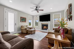 21899 Hilltop Cir, Stanwood, MI 49346 - Photo 21