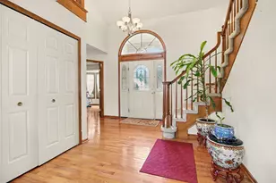 23853 Joey Dr, Brownstown, MI 48134 - Photo 5