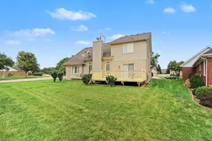 23853 Joey Dr, Brownstown, MI 48134 - Photo 37